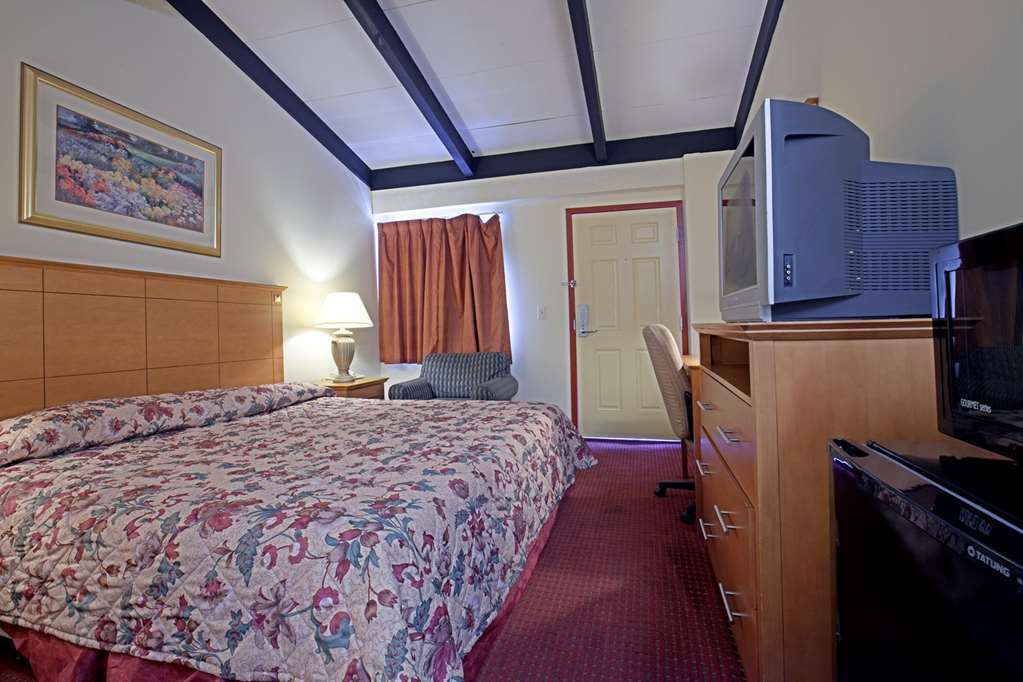 Starlight Inn Niantic Room photo